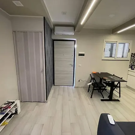 Comodo Bilocale Semicentrale Casa vacanze *